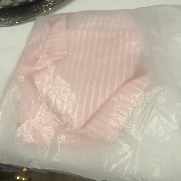 Glossier Pink and White Striped Shorts Size Large Las Vegas Exclusive - Picture 5 of 8